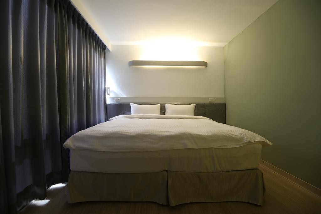 Central Hotel Taojüan Szoba fotó