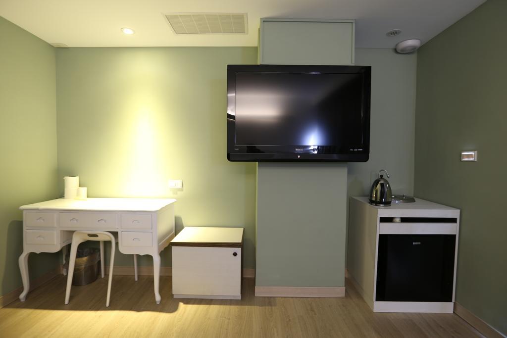 Central Hotel Taojüan Szoba fotó